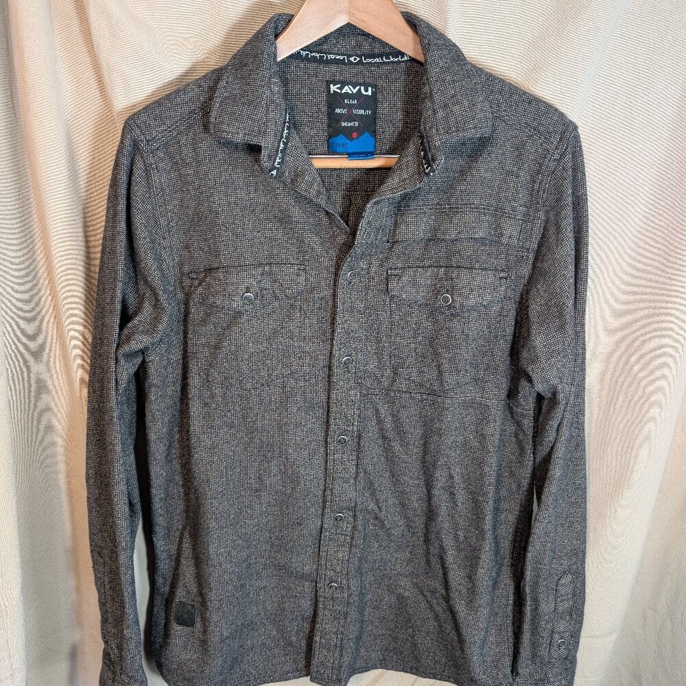 Kavu Black/White Textured Button Shirt - Men M